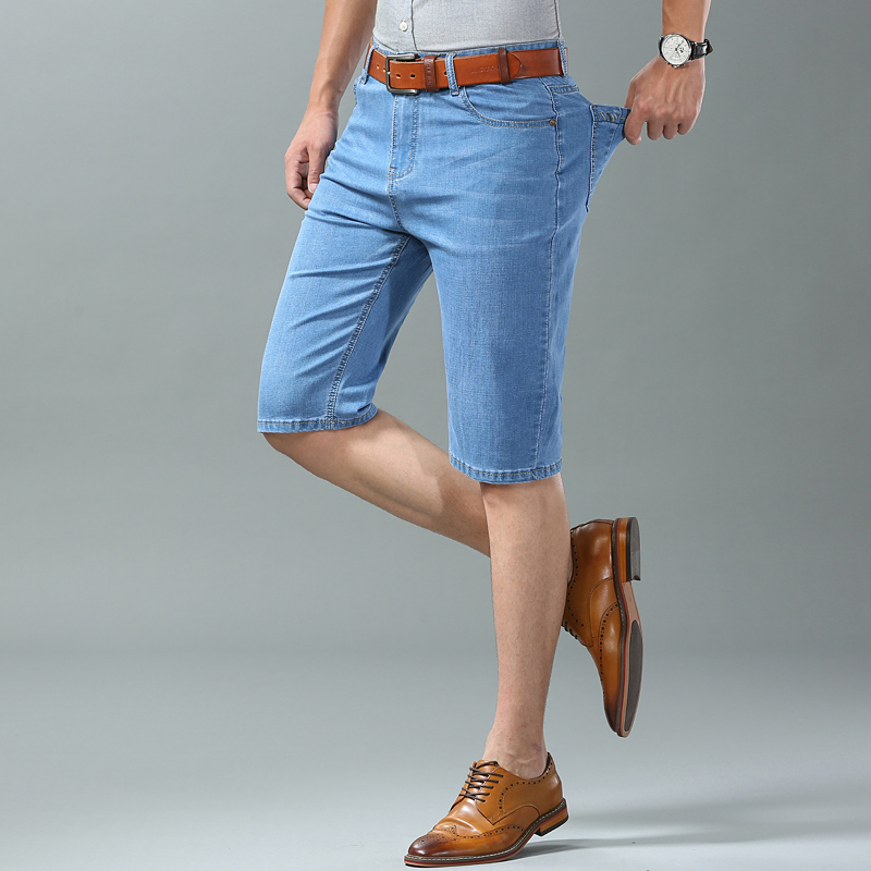 Pantaloncini di jeans da uomo  - Levis Jeans 501 recensione e prezzo